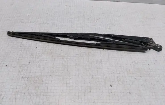 Mercedes-Benz C W202 Rear wiper blade arm