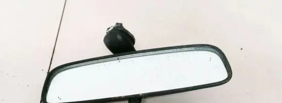Hyundai Trajet Rear view mirror (interior) E4022143