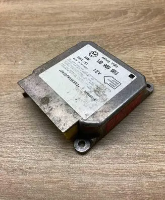 Volkswagen Golf III Airbag control unit/module 1J0909603 5WK4163