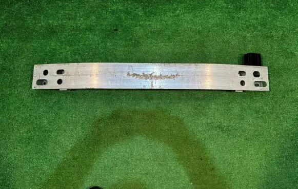 Lexus CT 200H Front bumper support beam