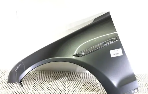Jaguar XJ X351 Fender