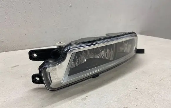 Volkswagen PASSAT B8 Front fog light 3G0941661J 0118391100363256 1NA01183911