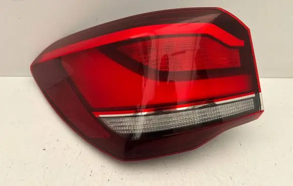 BMW X1 F48 F49 Rear/tail lights 7477713