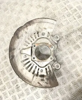 Front wheel hub