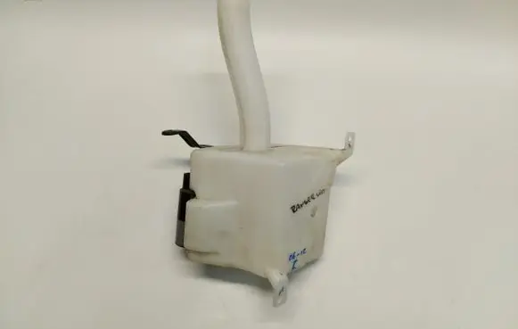 Ford Ranger Windshield washer fluid reservoir/tank ab39-17b613-bd