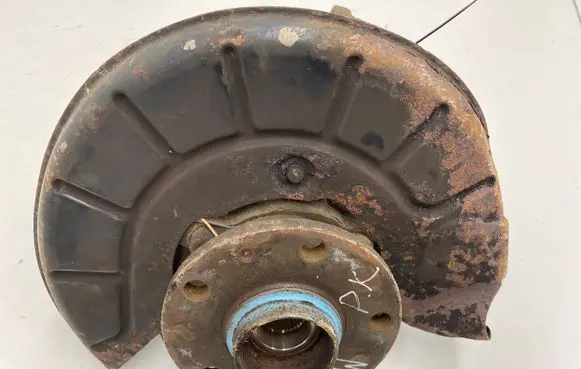 Volkswagen Touran I Front wheel hub 1K0407255AA