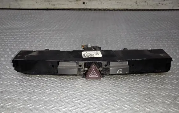Hazard light switch