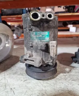 Opel Signum Air conditioning (A/C) compressor (pump) 13140505