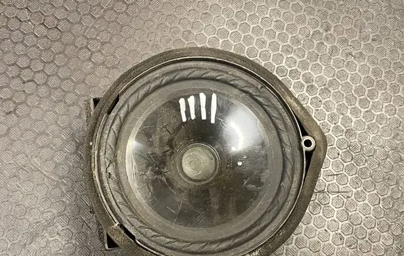 Honda CR-V Front door speaker EAS16P688A