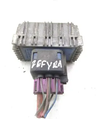 Opel Zafira B Glow plug pre-heat relay 55353011 51299014B