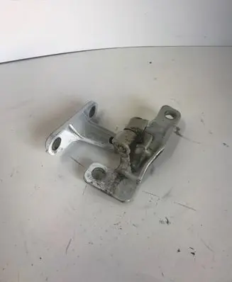 Mercedes-Benz Sprinter W907 W910 Front door upper hinge H910D1