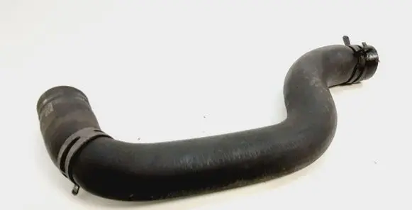 Chrysler Town & Country V Engine coolant pipe/hose