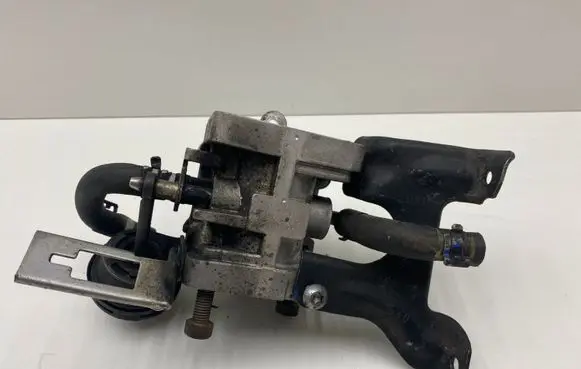 Volkswagen Phaeton EGR valve 059131063D