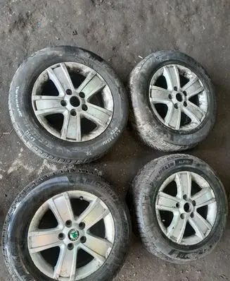 Skoda Octavia Mk2 (1Z) R15 alloy rim 1Z06010255