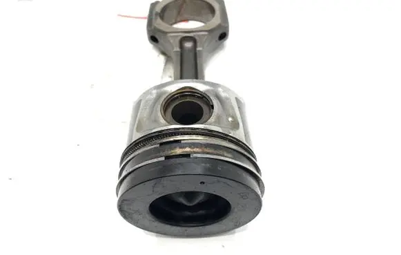 Opel Antara Piston with connecting rod 781611199