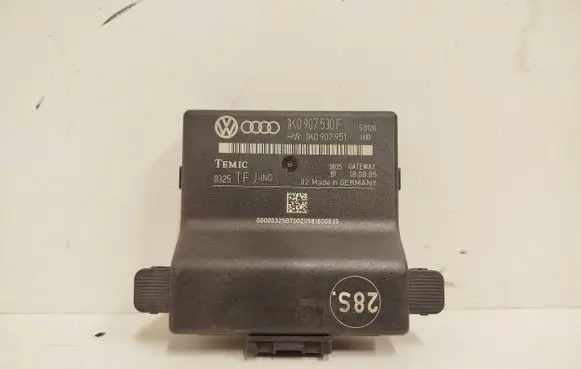 Volkswagen Touran I Gateway control module 1K0907530F 1K0907951
