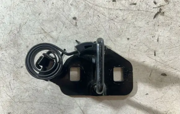 Dodge Challenger Trunk lock loop 4589653AB 9653AB