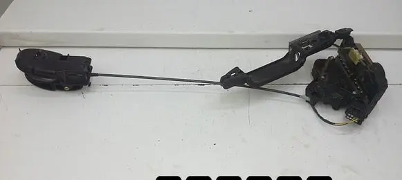 Ford Focus Front door lock 2s4aa26413bb