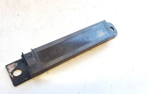 Mercedes-Benz EQB Antenna control unit a1679054700 032aa36871