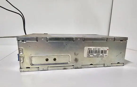 BMW 3 E46 GPS navigation control unit/module 6911221 124367 037138052