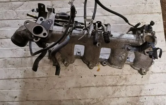 Nissan Primera Intake manifold NOCODE