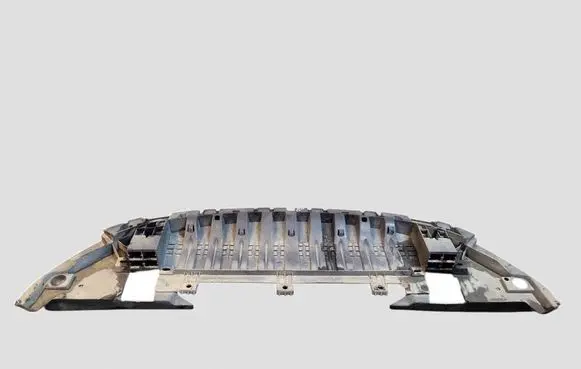 Renault Megane III Front bumper skid plate/under tray