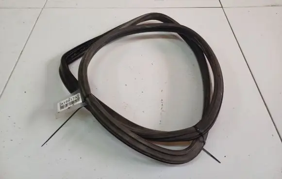 Ford Galaxy Rubber seal rear door 
