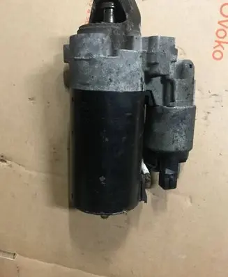 Mini One - Cooper Clubman R55 Starter motor 7589354 0001138004 20091109