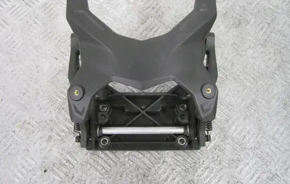 BMW 2 Active Tourer U06 Engine mount bracket 8522882