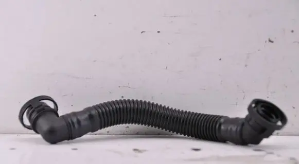 Volkswagen Touran I Breather hose/pipe 03L103493G
