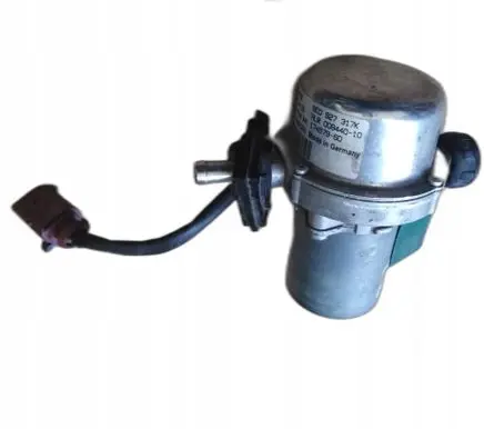 Audi R8 4S Vacuum pump 8E0927317K
