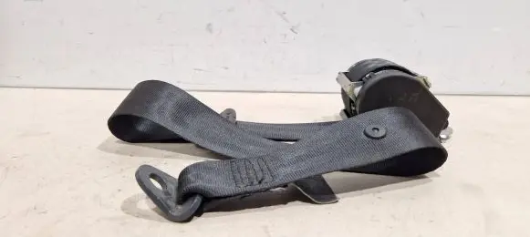 Renault Megane II Front seatbelt 804889