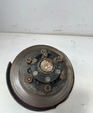 Hyundai Galloper Front wheel hub