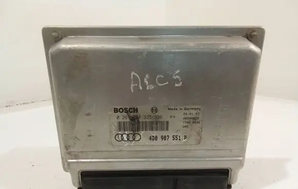 Audi A6 S6 C5 4B Engine control unit/module 4D0907551p 0261031335