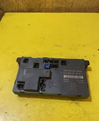 Mercedes-Benz C W203 Door control unit/module 2198200726
