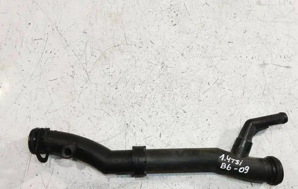 Volkswagen PASSAT B6 Engine coolant pipe/hose 03C121065F