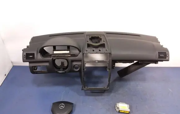 Mercedes-Benz A W169 Dashboard
