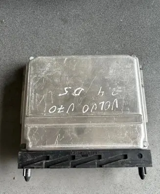 Volvo V70 Engine control unit/module 1039S00000 0281011078 30637733A