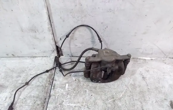 Mercedes-Benz CLA C117 X117 W117 Front brake caliper