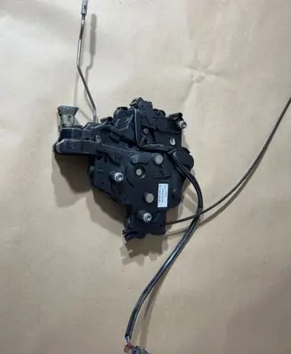 Volkswagen Transporter - Caravelle T5 Sliding door lock 7H0843654CM 01072148004 15206