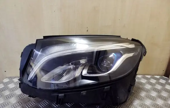 Mercedes-Benz GLC X253 C253 Headlight/headlamp A2539061902