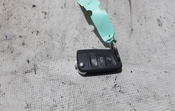 Seat Ibiza V (KJ) Ignition key/card 6F0959752