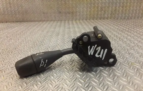 Mercedes-Benz E W211 Steering wheel adjustment handle/lever 0005453022 A0005453022