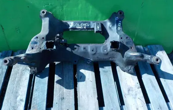 Nissan X-Trail T30 Front axle beam PRZOD 13AB109