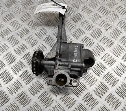 Mercedes-Benz CLK A209 C209 Oil pump A1121810147