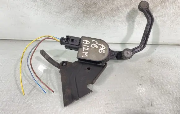Audi A6 S6 C6 4F Rear height level sensor lever 1t0907503 6pm00873900