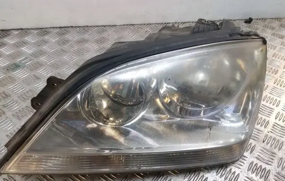 KIA Sorento Headlight/headlamp
