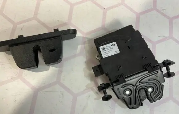 Land Rover Range Rover Evoque L551 Tailgate/trunk/boot lift motor K8D2-404C10-AA