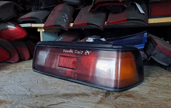 Honda Civic Rear/tail lights 0437397 0437397R