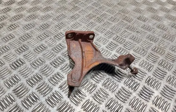 Ford C-MAX II Driveshaft support bearing bracket D0d2b